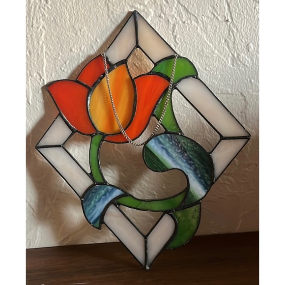 💐✨Vintage Handmade Floral Stained Glass Tulip Flower Art Hanging Piece✨💐 - Picture 2 of 4